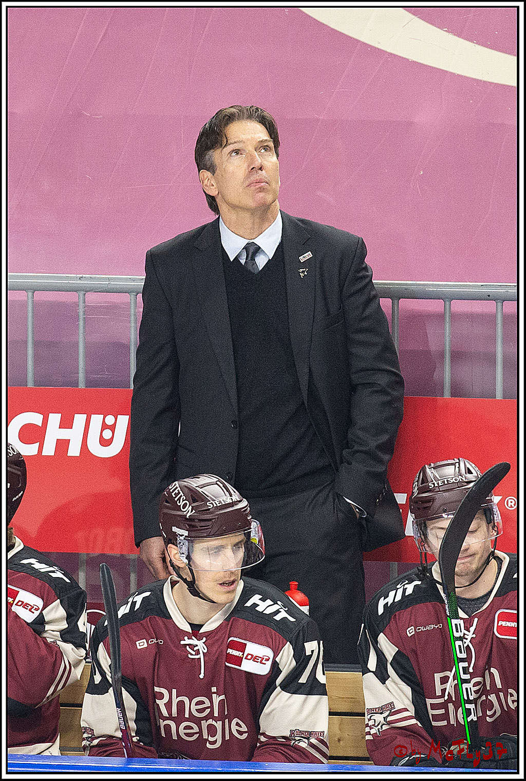 PENNY DEL;  Koelner Haie - Krefeld Pinguine; Koeln, 24.02.2021